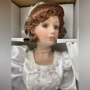 Vintage Porcelain Doll, Heritage Collection “Violin Performance”